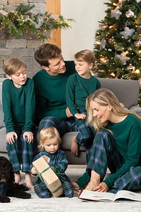 Зшийте піжами у стилі family look