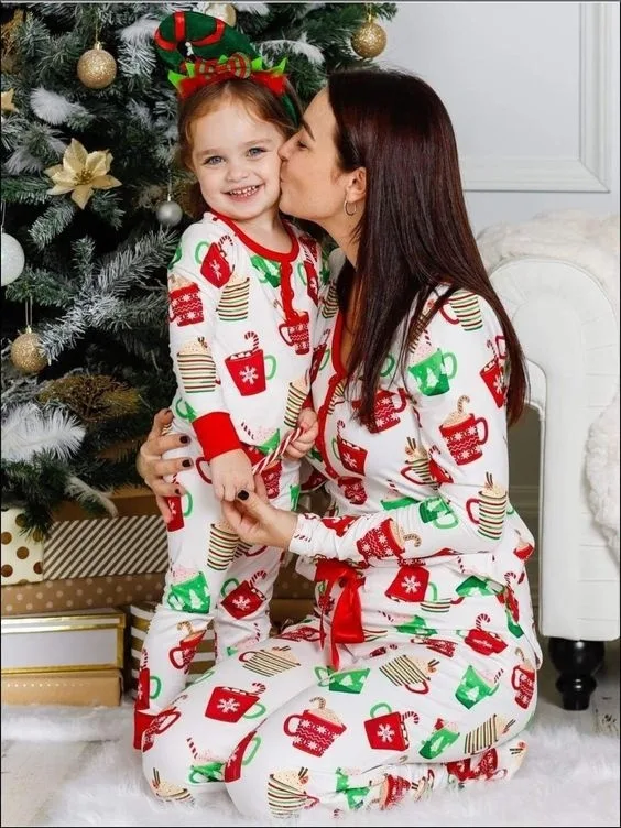 Зшийте піжами у стилі family look