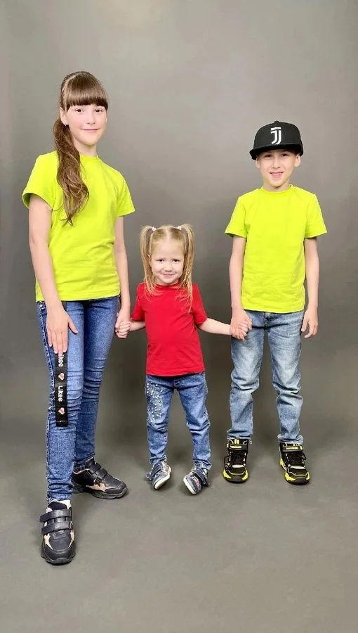 Футболка з коротким та довгим рукавом для дітей (92-170)