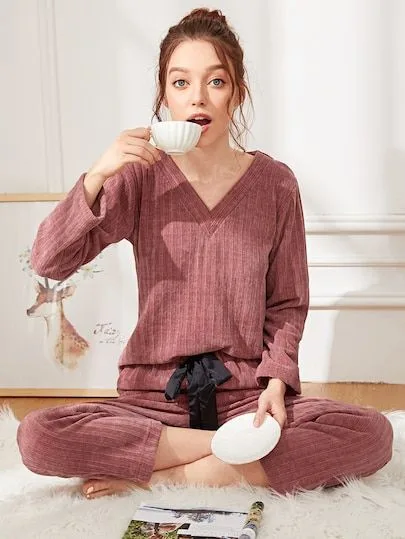 Жіноча трикотажна піжама: футболка та штани (XS-XL)