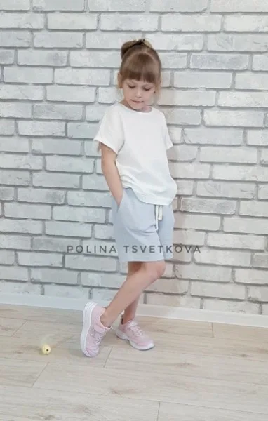 Дитяча футболка та шорти (розмір 122)